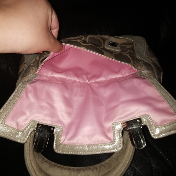 Authentic Coach Tan/Gold Satchel Purse - Picture 3 of 4